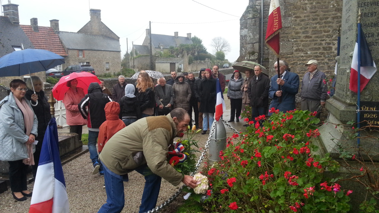 11 11 2014 - cérémonie au monument aux morts